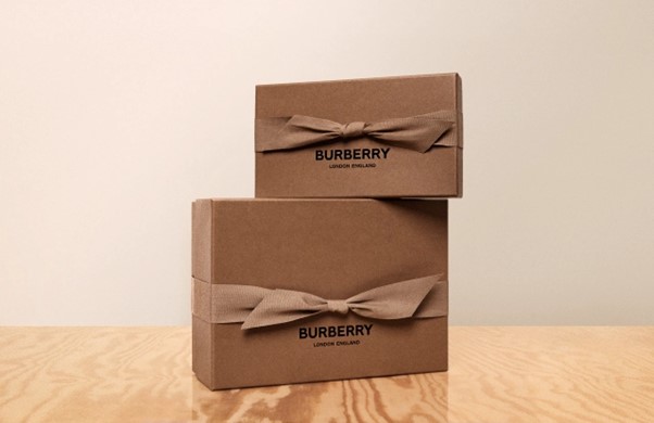Burberry Luxury Packaging 