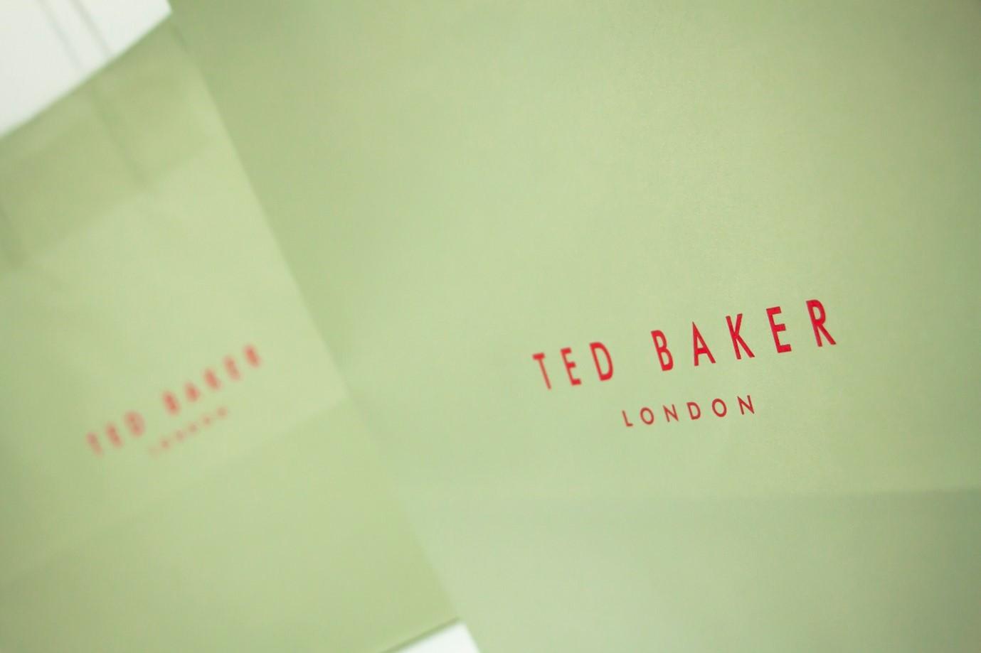 Is the Ted Baker tote bag the new football jersey for women'